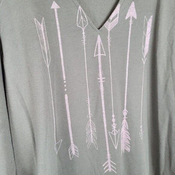 Torrid Size 2X Olive Lightweight Choker Sweatshirt Arrows Long Sleeve Green - Picture 7 of 12
